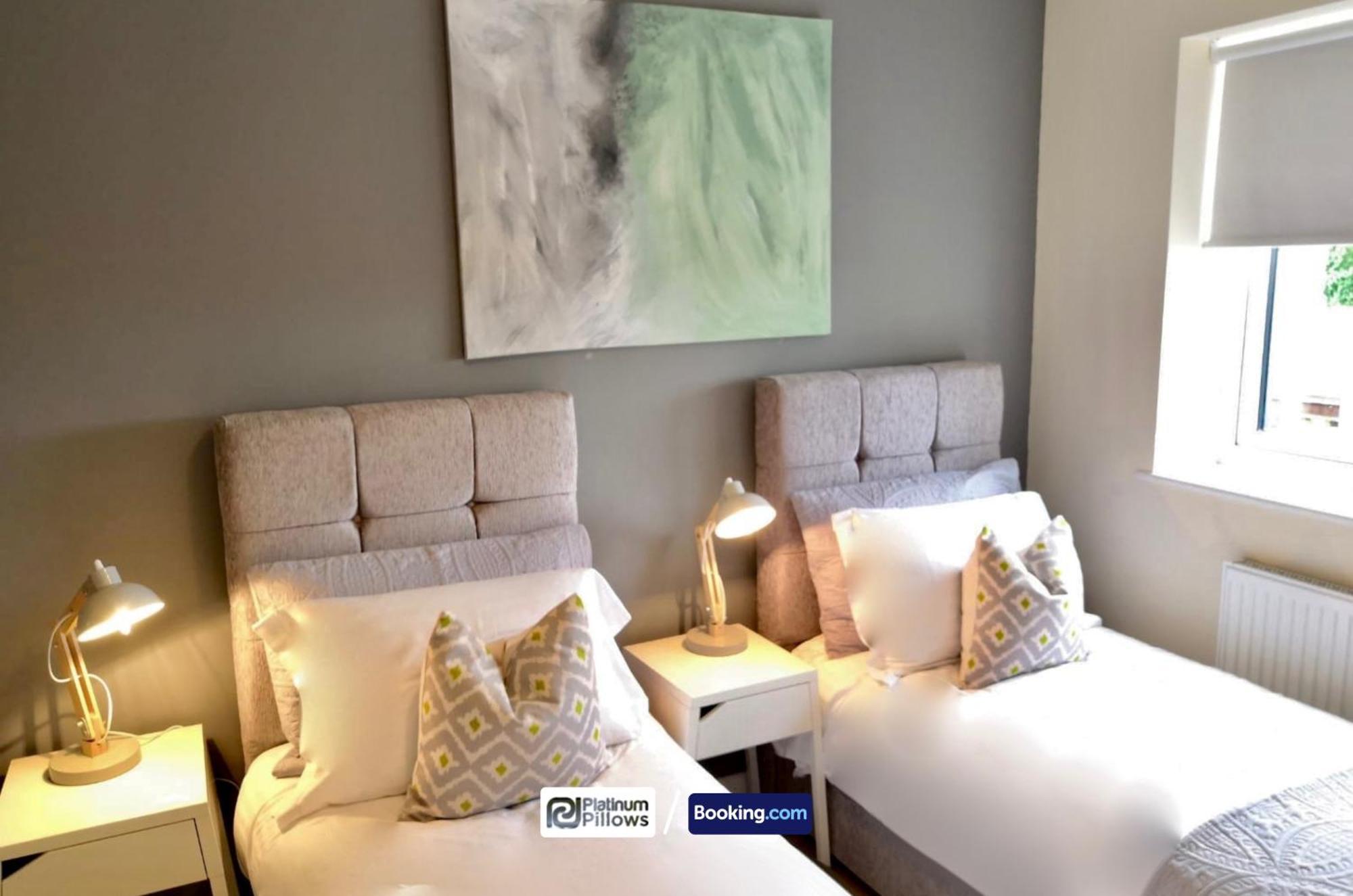 Modern Oxford 2 Bedroom Apartments, Near Headington Hospital, Families & Contractor Accommodation With Parking Exterior foto