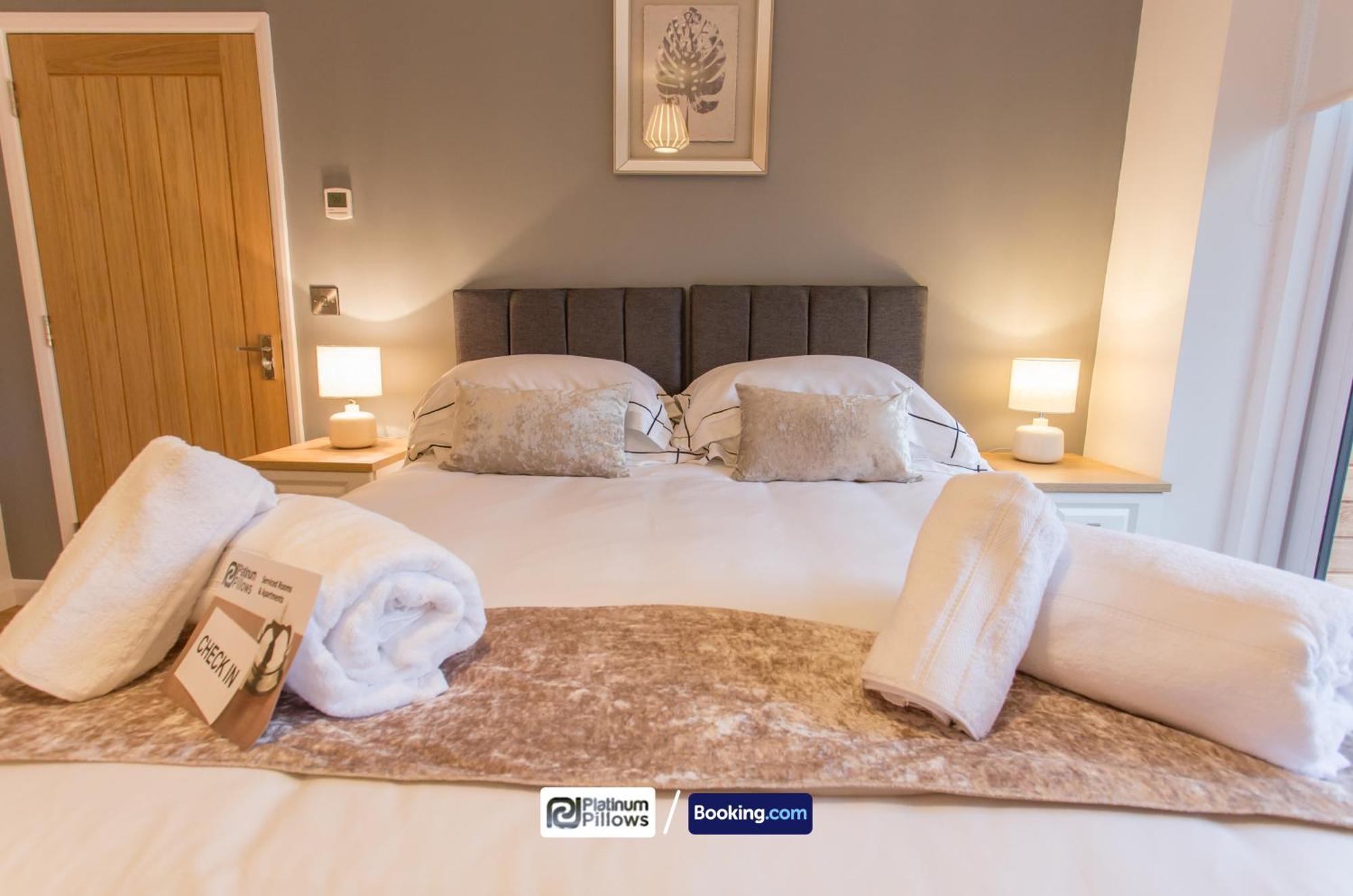 Modern Oxford 2 Bedroom Apartments, Near Headington Hospital, Families & Contractor Accommodation With Parking Exterior foto